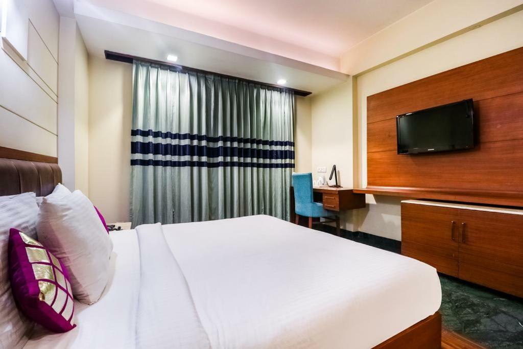 La Silver Leaf Hotel Nawāshahr Екстериор снимка