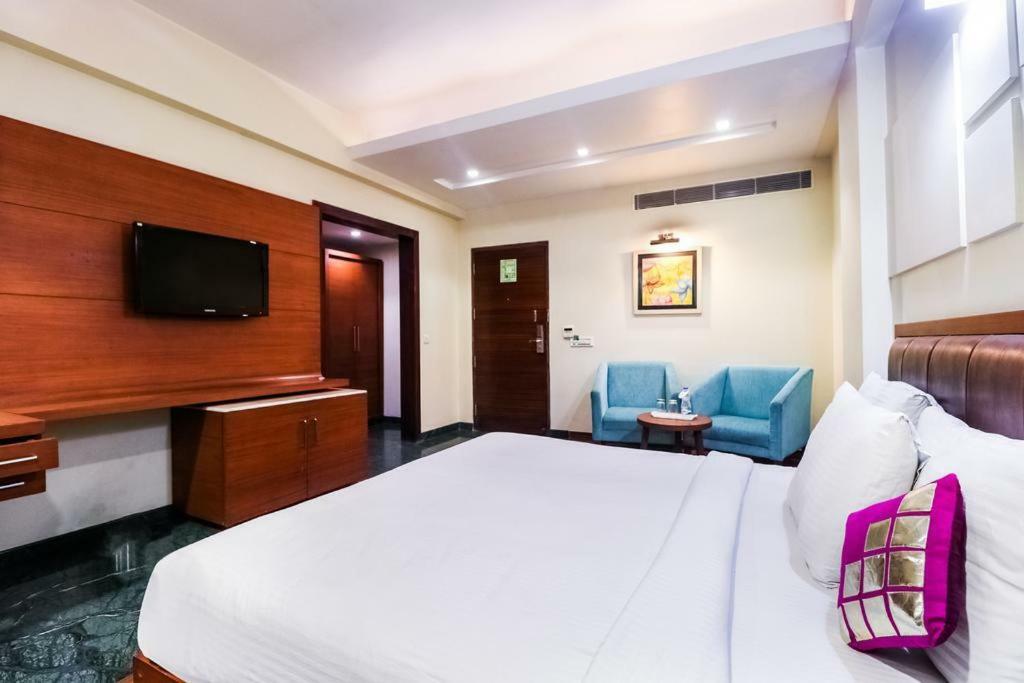 La Silver Leaf Hotel Nawāshahr Екстериор снимка