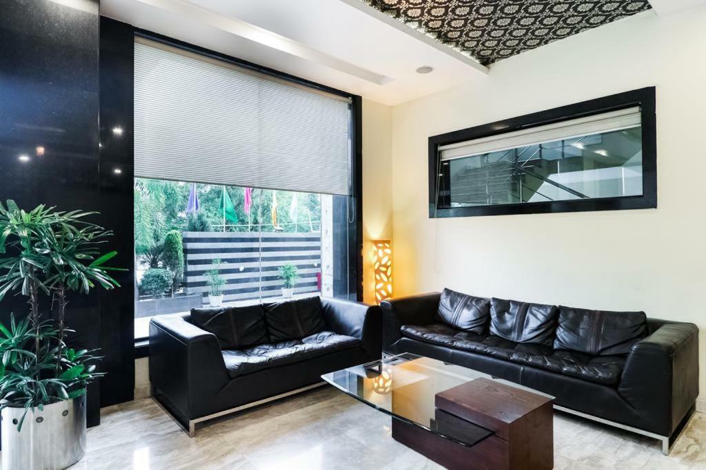 La Silver Leaf Hotel Nawāshahr Екстериор снимка