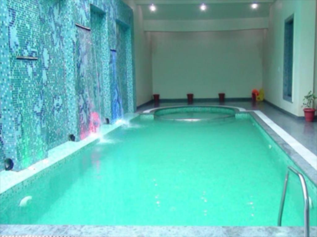 La Silver Leaf Hotel Nawāshahr Екстериор снимка